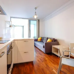 cozy-apartment-with-spacious-veranda.it-lombardy.com/